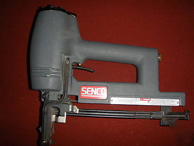 Senco M3 t-nail gun