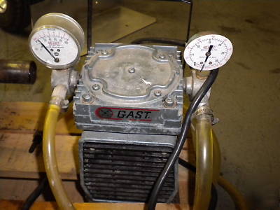 Gast vacuum pump doa-P104-aa 60PSI 1/8HP
