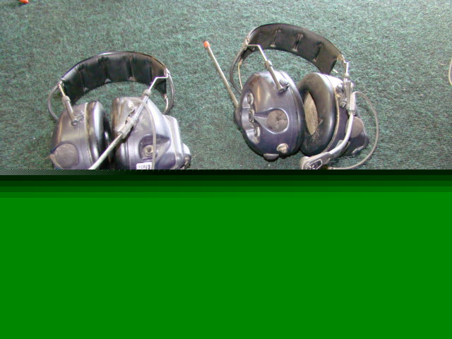 2 peltor powercom plus 2-way communication headsets