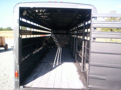 New 2010 delta stock and cattle trailer--32' -gooseneck