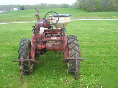 Farmall super a / cultivators/ sidedresser