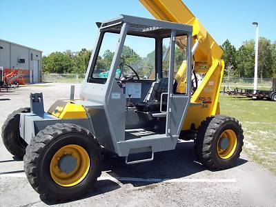 Gehl rs telescopic forklift,6000 lb, 34' height,we ship