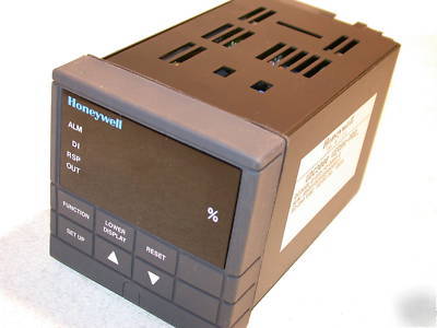 New honeywell UDC3000 versa-pro digital controller