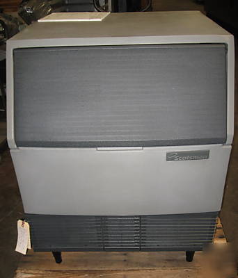 Scotsman undercounter ice maker w/ bin m# SCE275W-1G 