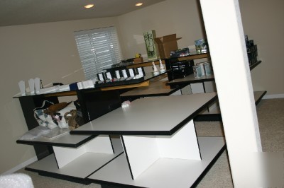 Commercial dislay shelves - pick up only display shelf