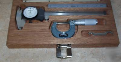 Mitutoyo 6â€ caliper, 1â€ micrometer, 6â€ scale & case