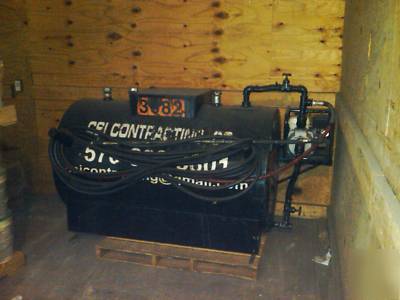 Spray giant 300 gallon sealcoat tank 