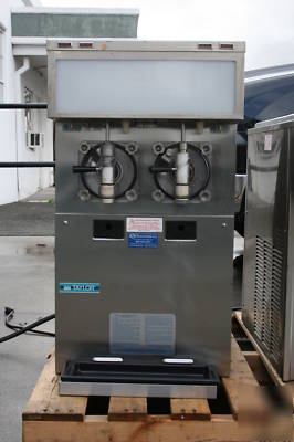 Taylor 2 flavor frozen beverage machine # 432 nice