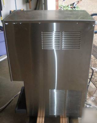 Scotsman MDT4F12A flake ice maker dispenser touch-free