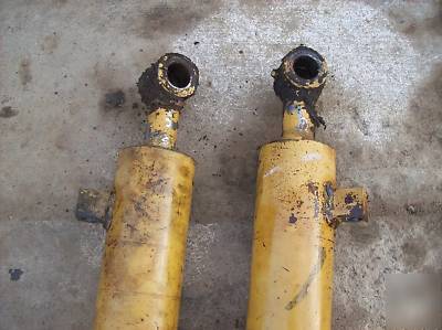 Massey ferguson northwestern skid steer lift cylinders
