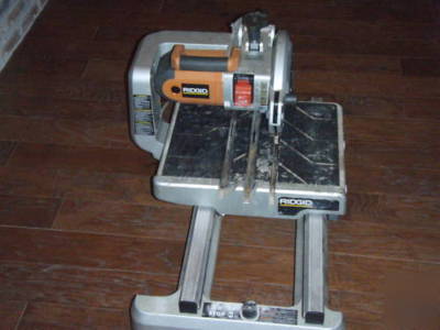 Ridgid heavy DUTY10 inch wet tile/ stone saw WTS2000L
