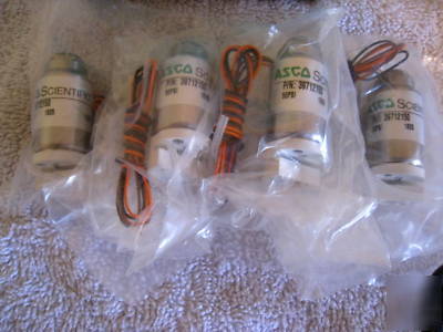 New asco qty (4) 39712150 solenoid & qty (1) 44312150 