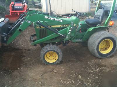 Jd john deere 650 4X4 compact tractor loader landscape