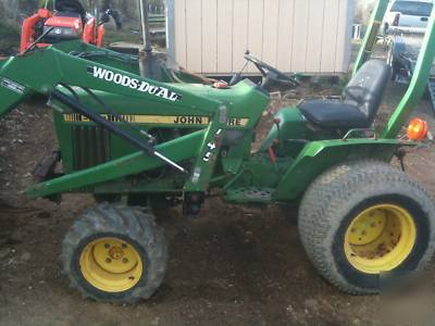 Jd john deere 650 4X4 compact tractor loader landscape