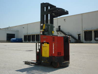 Raymond reach truck** 1995* reach lift * raymond lifts*