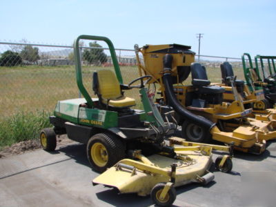 2000 john deere F935 ride on lawnmower