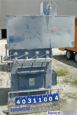 Used- torit downflo pulse jet cartridge type dust colle