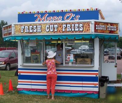 1992 waymatic 8.5X10 funnel cake & french fry trailer