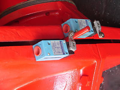 Red valve company series 75 manual pinch valve lot of 2