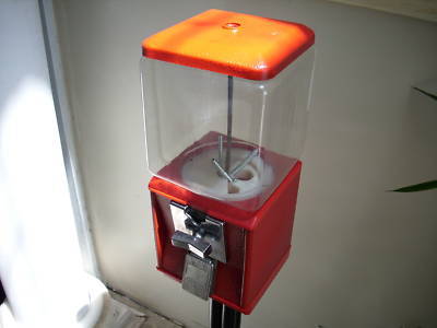 Ashland/nw gumball vending machine $.25 red w/stand
