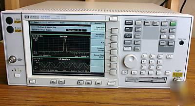 Agilent hp E4406A vsa transmitter tester with wcdma opt