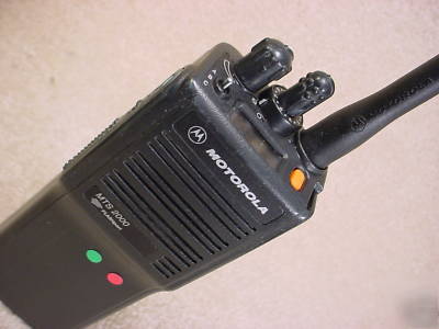 Motorola MTS2000 48 ch 5 w vhf flashport handheld radio