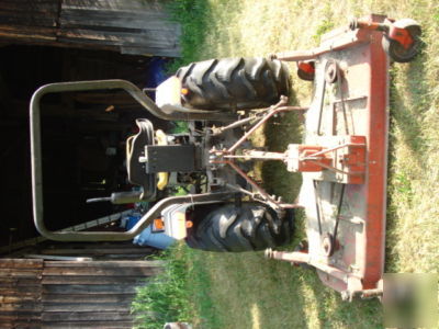 White field boss 21 diesel 4WD tractor w/ caroni mower