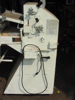 Dough sheeter / acme rol-sheeter - divider