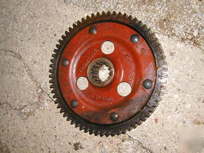 Farmall 300 350 sh tractor rear bowl gear