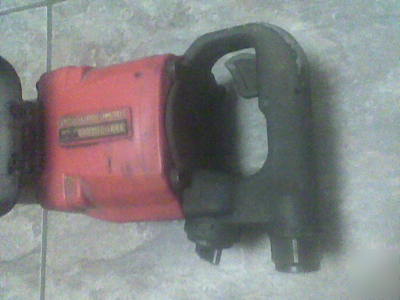 1 in dr earthquake impact socket wrench tool. powerfull