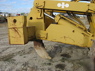 Komatsu D125A crawler tractor dozer with ripper