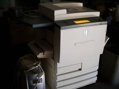 Xerox docucolor 12 copier-printer fiery EX12 a-1 shape