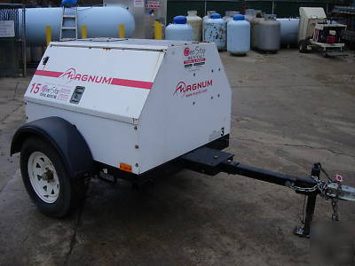2005 magnum MLG15 15K diesel generator