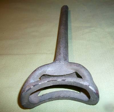 Vintage m 22 cast metal spanner wrench made in usa