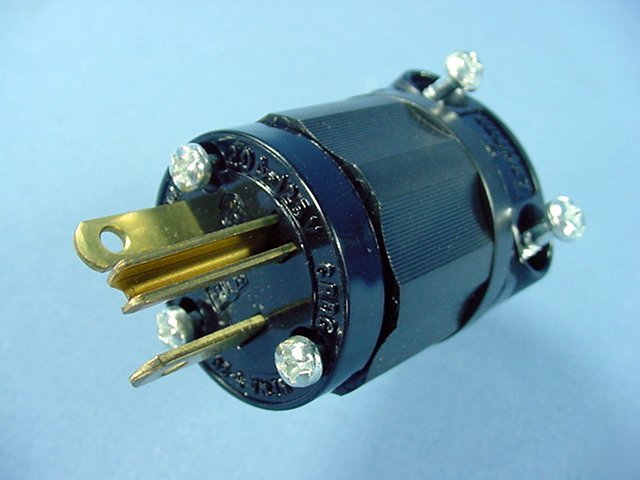 Leviton industrial lighted plug nema 5-20 20 amp 125V