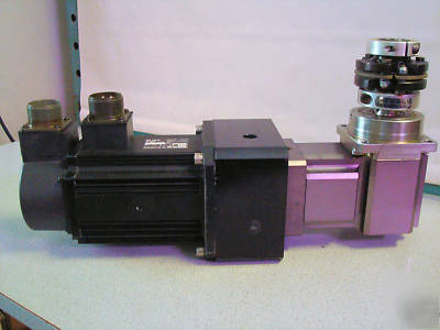 Ge fanuc IC800SLM100N2KE25C ac servo motor