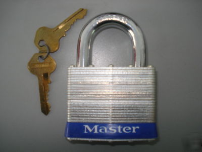 New master lock no. 19 padlock 3
