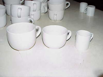 Restaurant coffee cups white /3 different sizes qty 24 