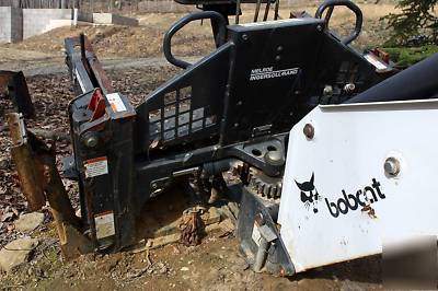 Bobcat 709 backhoe attachment w/ stabilizers