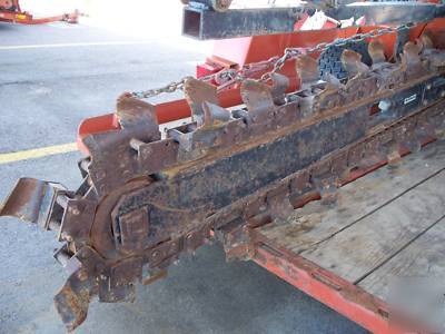 05 ditch witch 1820 trencher and 05 ditch witch trailer