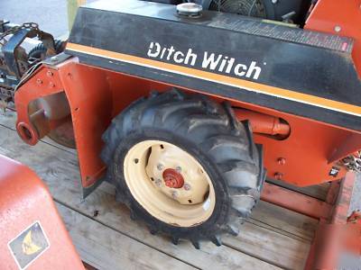 05 ditch witch 1820 trencher and 05 ditch witch trailer