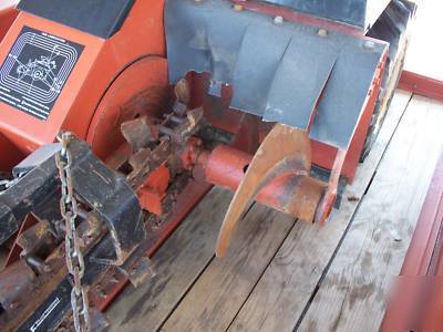 05 ditch witch 1820 trencher and 05 ditch witch trailer