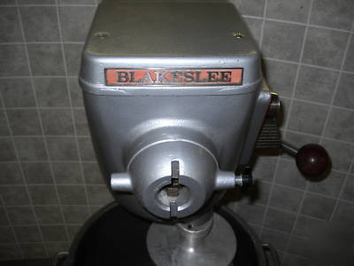 Blakeslee commercial 30 qt mixer 120 volt model n r