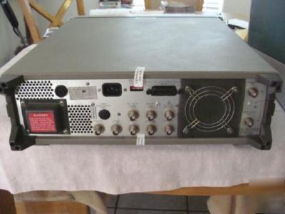 Hp - agilent 3336B synthesizer/level generator w/opt 