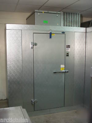 Step in / walk in norlake freezer KLF46CL