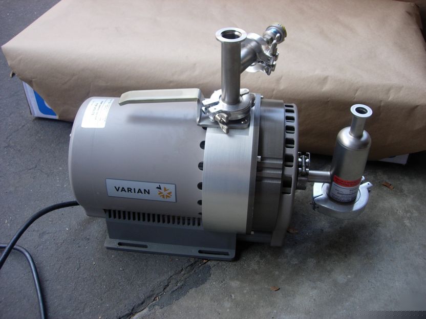 Varian sh-100 scroll pump w 4385 hours and exhaust trap