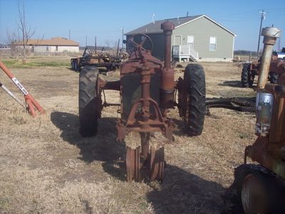 2) 1929 farmall regulars 