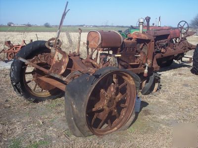 2) 1929 farmall regulars 