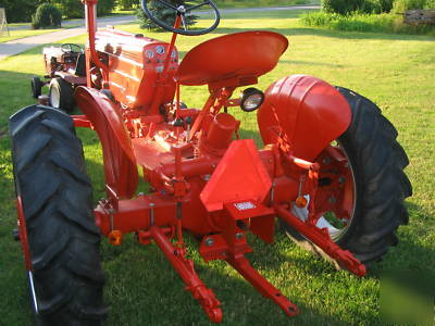 Case 1950 v.a,c, tractor 