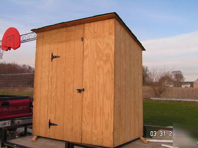 New custom built wooden chicken coop w/nesting boxes